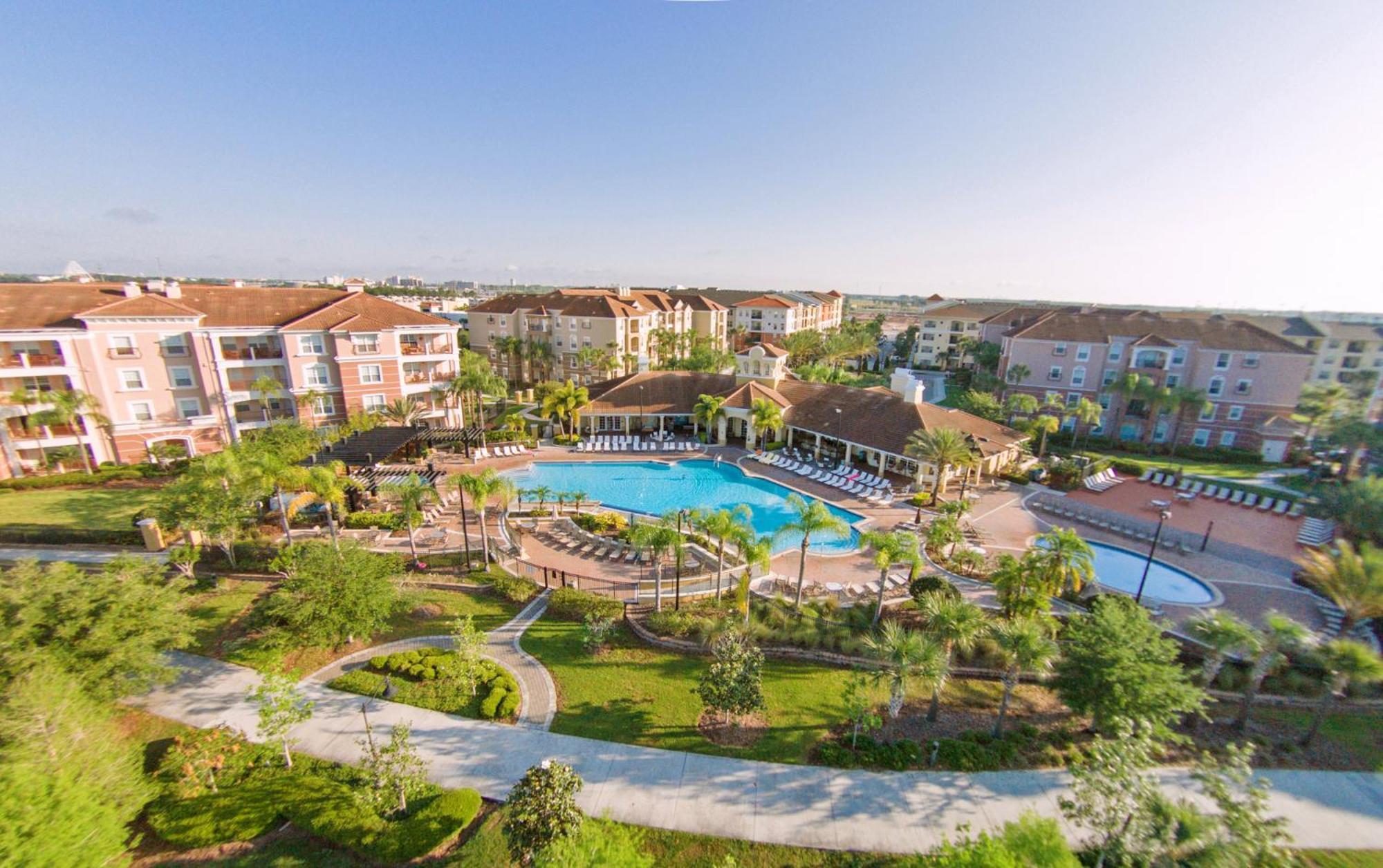 Apartamento Newly Renovated Premium Condo, Vista Cay - 2002 *