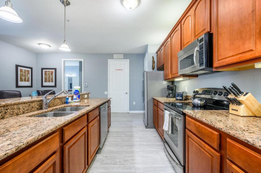 Apartamento Newly Renovated Premium Condo, Vista Cay - 2002